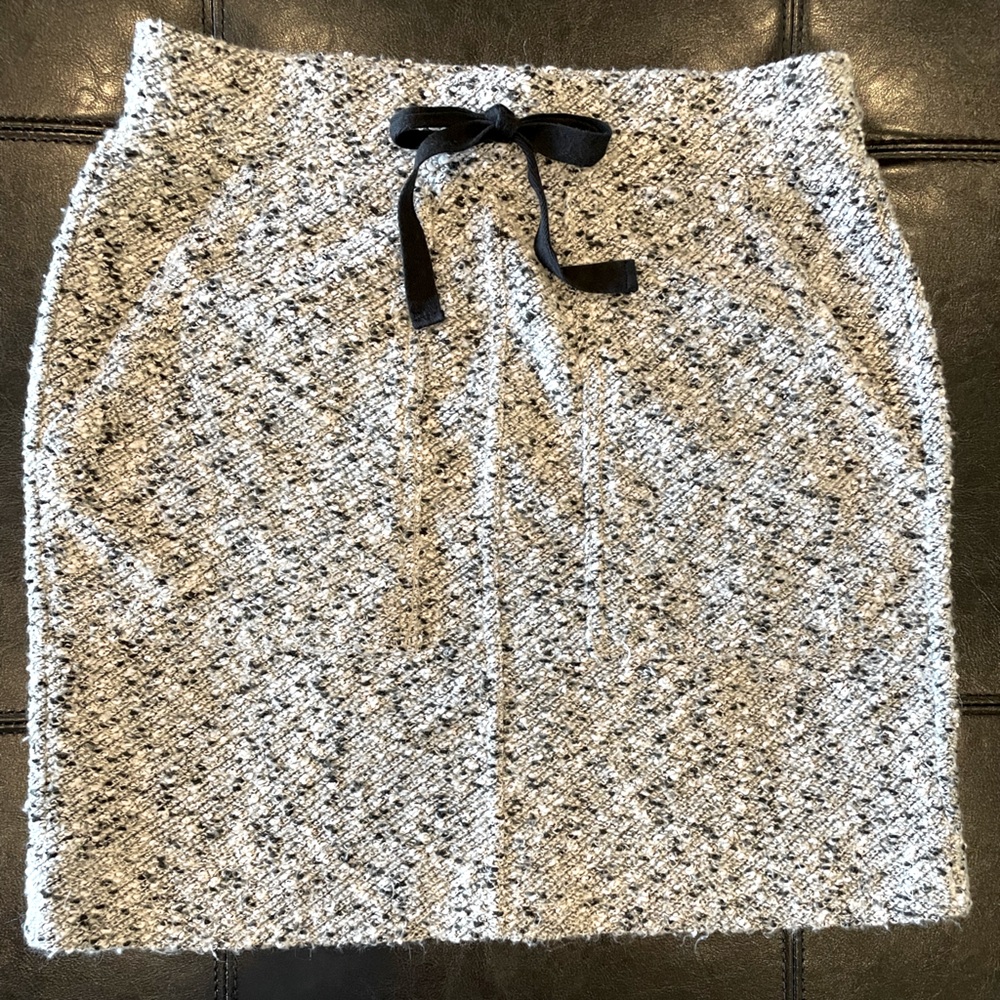 Lou Gray/LOFT skirt